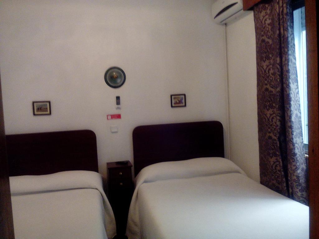 Hotel Residencia Matos Pereira Vila Real de Santo António Pokoj fotografie